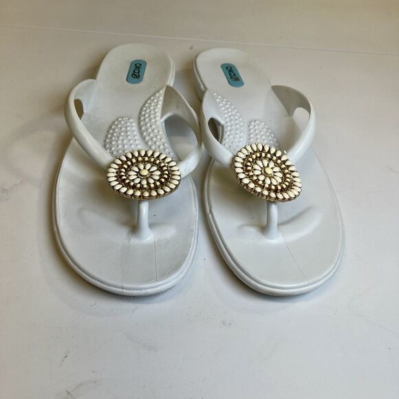 Oka-b Womens Lucky Thong Flip Flops Sz Med/Lg White. Gold/White Beaded Medallion - Picture 9 of 9